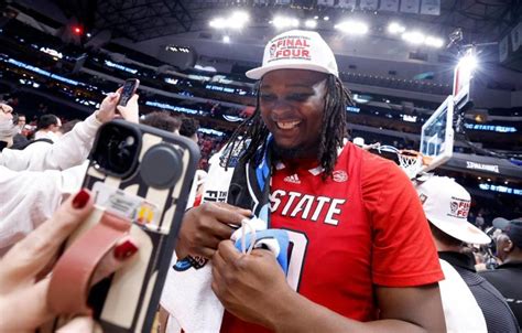 packs famosos twitter|NC State basketball DJ Burns signs undrafted free agent contract .